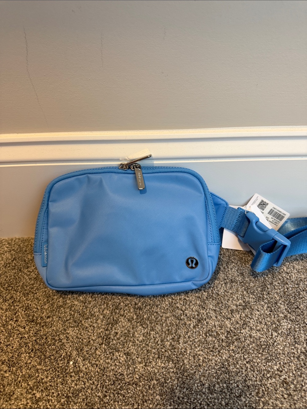 NWT Lululemon Belt Bag in Ocean Wave